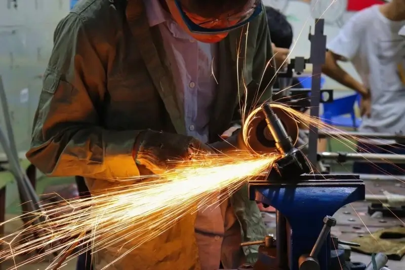 Рабочие профессии — ваше будущее